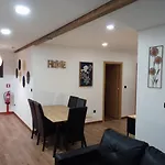 Casa Do Pato 2 *