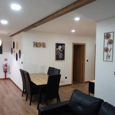 Casa Do Pato 2 *